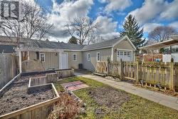 L-shaped garage - endless options - 