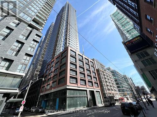 3901 - 55 Mercer Street, Toronto, ON - Outdoor With Facade