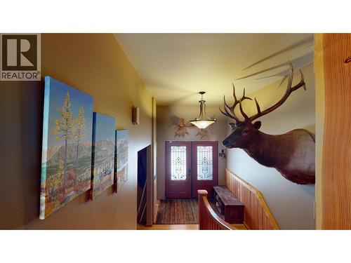 6228 Tamarack Road, Wasa, BC - Indoor