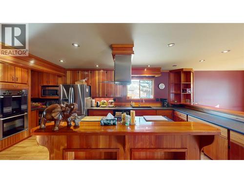 6228 Tamarack Road, Wasa, BC - Indoor Photo Showing Kitchen