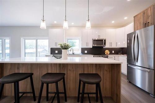 117 Borebank St, Winnipeg, MB 