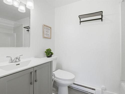 17 Lewis Street, Halifax, NS 