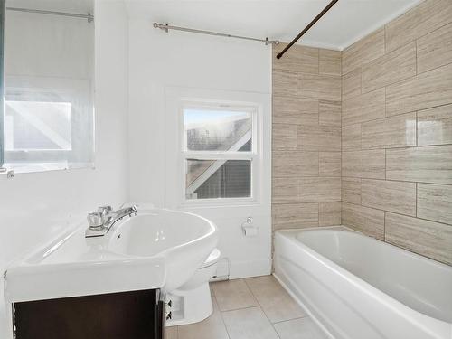 17 Lewis Street, Halifax, NS 