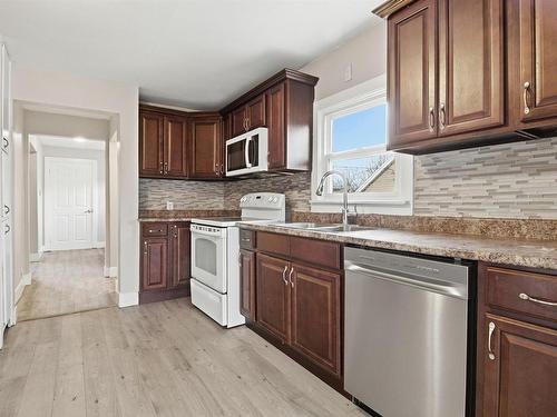 17 Lewis Street, Halifax, NS 