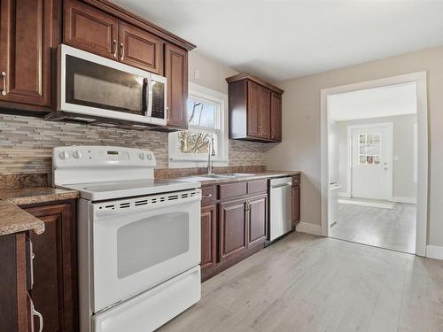 17 Lewis Street, Halifax, NS 