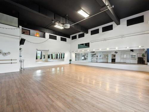 59 Mcquade Lake Crescent, Halifax, NS 