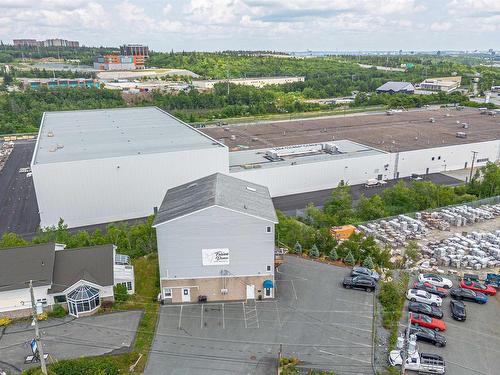 59 Mcquade Lake Crescent, Halifax, NS 