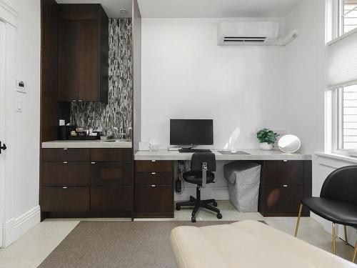 6088 Coburg Road, Halifax, NS 