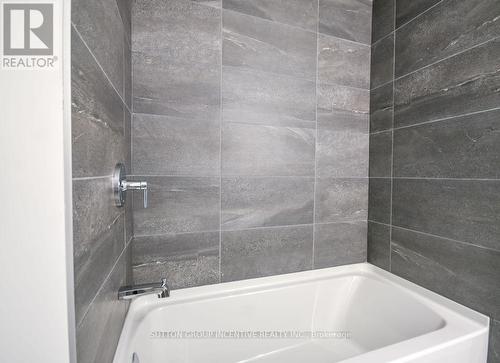 802 - 39 Mary Street, Barrie, ON - Indoor Photo Showing Bathroom