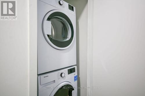 802 - 39 Mary Street, Barrie, ON - Indoor Photo Showing Laundry Room