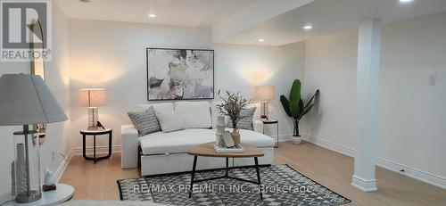 11 FOUR SEASONS CIRCLE  Brampton, ON L7A 2A8