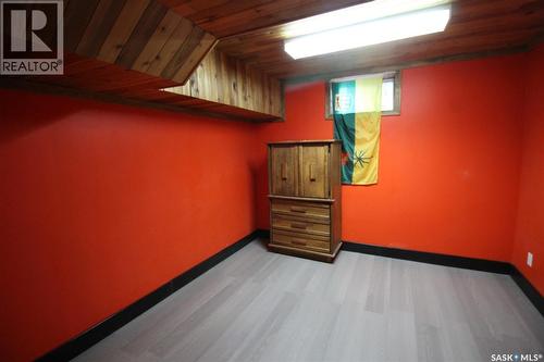 Wills Acreage, Frontier, SK - Indoor