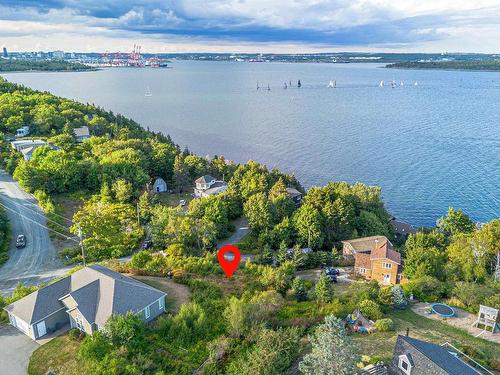 1 Faraday Lane, Fergusons Cove, NS 