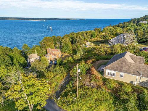 1 Faraday Lane, Fergusons Cove, NS 