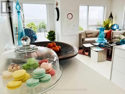 702 - 701 SHEPPARD AVENUE W  Toronto, ON M3H 0B2