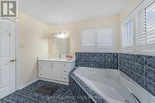 16 Coralreef Crescent, Brampton, ON - Indoor Photo Showing Bathroom