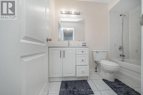 16 Coralreef Crescent, Brampton, ON - Indoor Photo Showing Bathroom