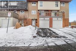 3205 UPLANDS DRIVE  Ottawa, ON K1V 9T3