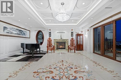 1327 Chartwell Drive, West Vancouver, BC - Indoor Photo Showing Other Room With Fireplace