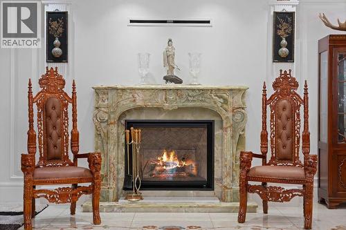 1327 Chartwell Drive, West Vancouver, BC - Indoor Photo Showing Living Room With Fireplace