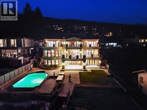 1327 Chartwell Drive, West Vancouver, BC - Outdoor