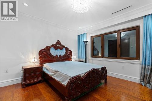 1327 Chartwell Drive, West Vancouver, BC - Indoor Photo Showing Bedroom
