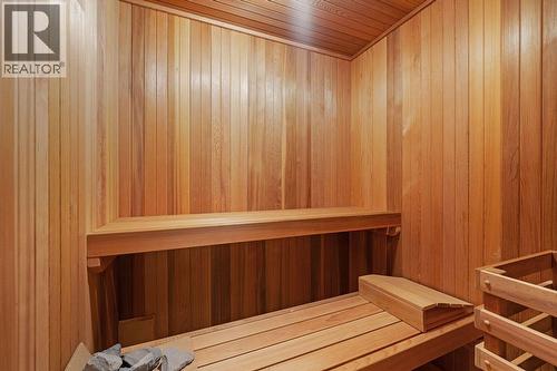 1327 Chartwell Drive, West Vancouver, BC - Indoor Photo Showing Other Room