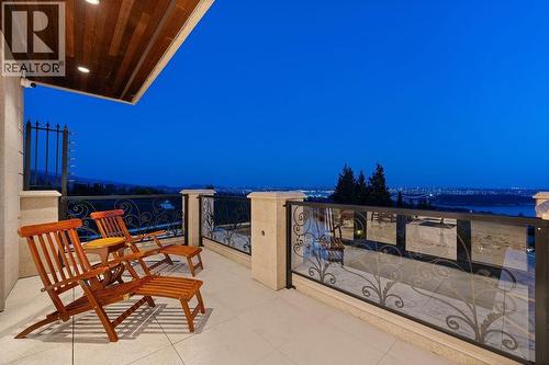 1327 Chartwell Drive, West Vancouver, BC - Outdoor