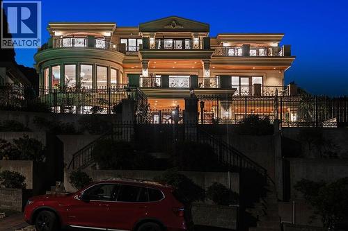 1327 Chartwell Drive, West Vancouver, BC - Outdoor