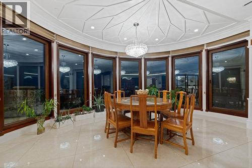 1327 Chartwell Drive, West Vancouver, BC - Indoor Photo Showing Dining Room