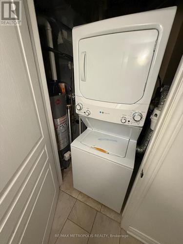 103 - 6045 Dunn Street, Niagara Falls, ON - Indoor Photo Showing Laundry Room