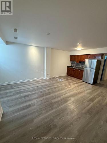 103 - 6045 Dunn Street, Niagara Falls, ON - Indoor Photo Showing Other Room