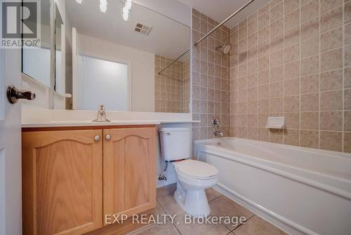 1003 - 2119 Lakeshore Boulevard W, Toronto (Mimico), ON - Indoor Photo Showing Bathroom