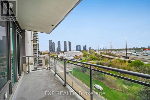 1003 - 2119 Lakeshore Boulevard W, Toronto (Mimico), ON - Outdoor With View With Exterior