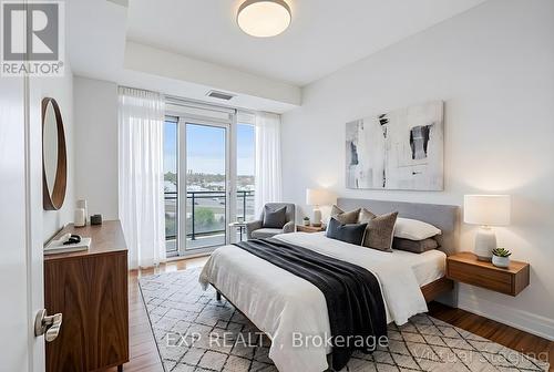 1003 - 2119 Lakeshore Boulevard W, Toronto (Mimico), ON - Indoor Photo Showing Bedroom