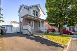 12 Place Borduas  Sainte-Julie, QC J3E 2H4