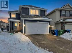 35 Somerglen Way SW  Calgary, AB T2Y 4B1