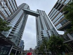 3108 - 15 ICEBOAT TERRACE  Toronto, ON M5V 4A5