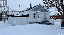 319 Railway AVENUE  Outlook, SK S0L 2N0