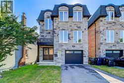 688A MIDLAND AVENUE  Toronto, ON M1K 4C6