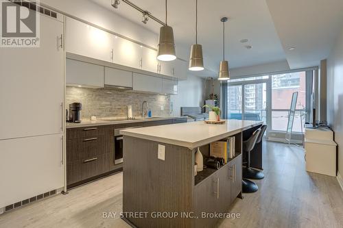 909 - 8 Mercer Street, Toronto, ON - Indoor Photo Showing Kitchen With Upgraded Kitchen