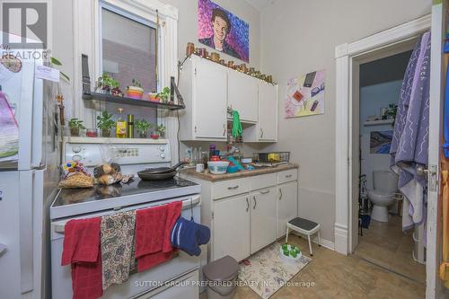 51 Stanley Street, London South (South F), ON - Indoor