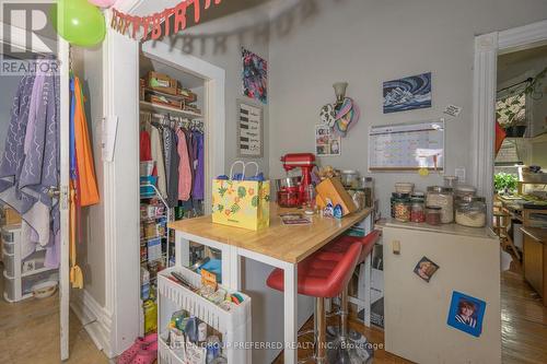 51 Stanley Street, London South (South F), ON - Indoor