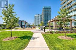 703 - 4699 GLEN ERIN DRIVE  Mississauga, ON L5M 2E5
