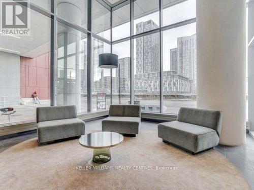 507 - 576 Front Street S, Toronto, ON - Indoor