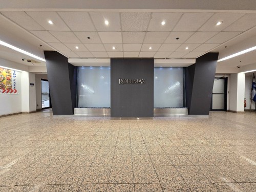 Mud Room - 400-35 Rue De Port-Royal E., Montréal (Ahuntsic-Cartierville), QC - Indoor Photo Showing Other Room