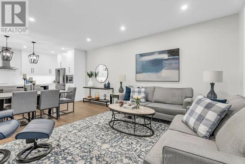 8 - 28 Juniper Trail, Welland, ON - Indoor Photo Showing Living Room