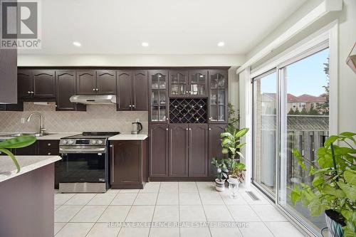 38 Coppermill Drive, Brampton, ON - Indoor Photo Showing Kitchen