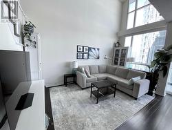 1901 - 223 WEBB DRIVE  Mississauga, ON L5B 0E8