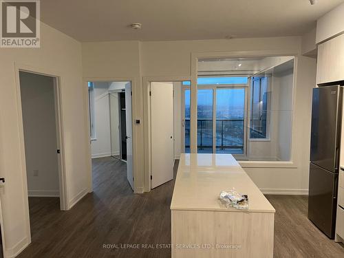 2006-B - 2495 Eglinton Avenue W, Mississauga, ON - Indoor Photo Showing Other Room